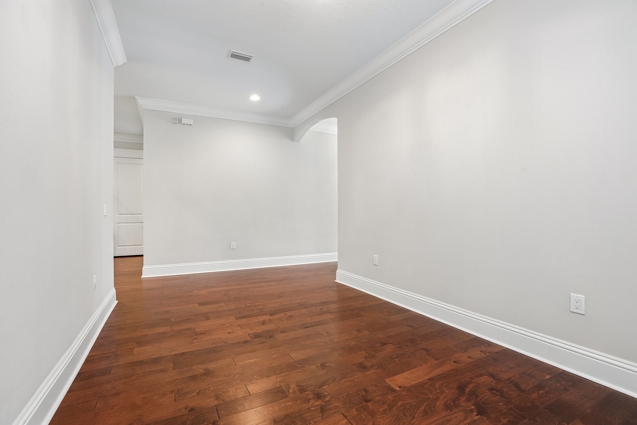E Clark Cir-S0807-027.jpg