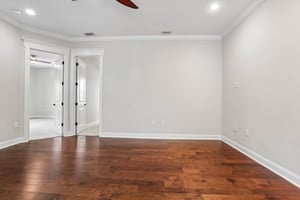 E Clark Cir-S0807-034.jpg
