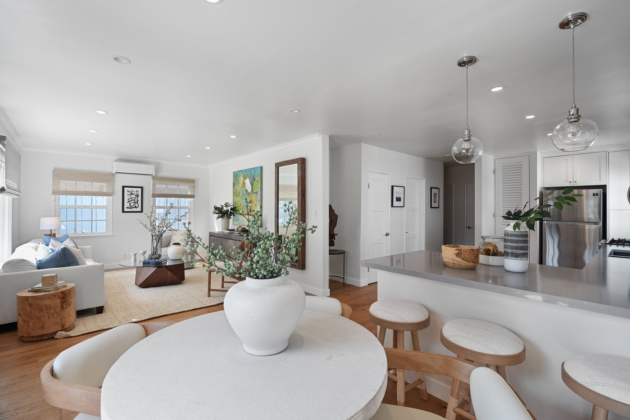 3627 Veteran Avenue-15