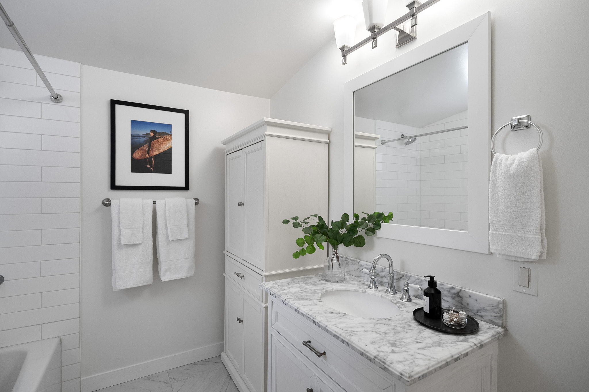 3627 Veteran Avenue-46