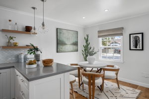 3627 Veteran Avenue-13
