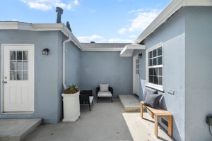 3627 Veteran Avenue-29