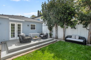 3627 Veteran Avenue-35
