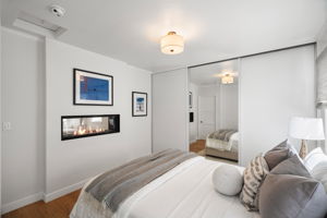 3627 Veteran Avenue-53