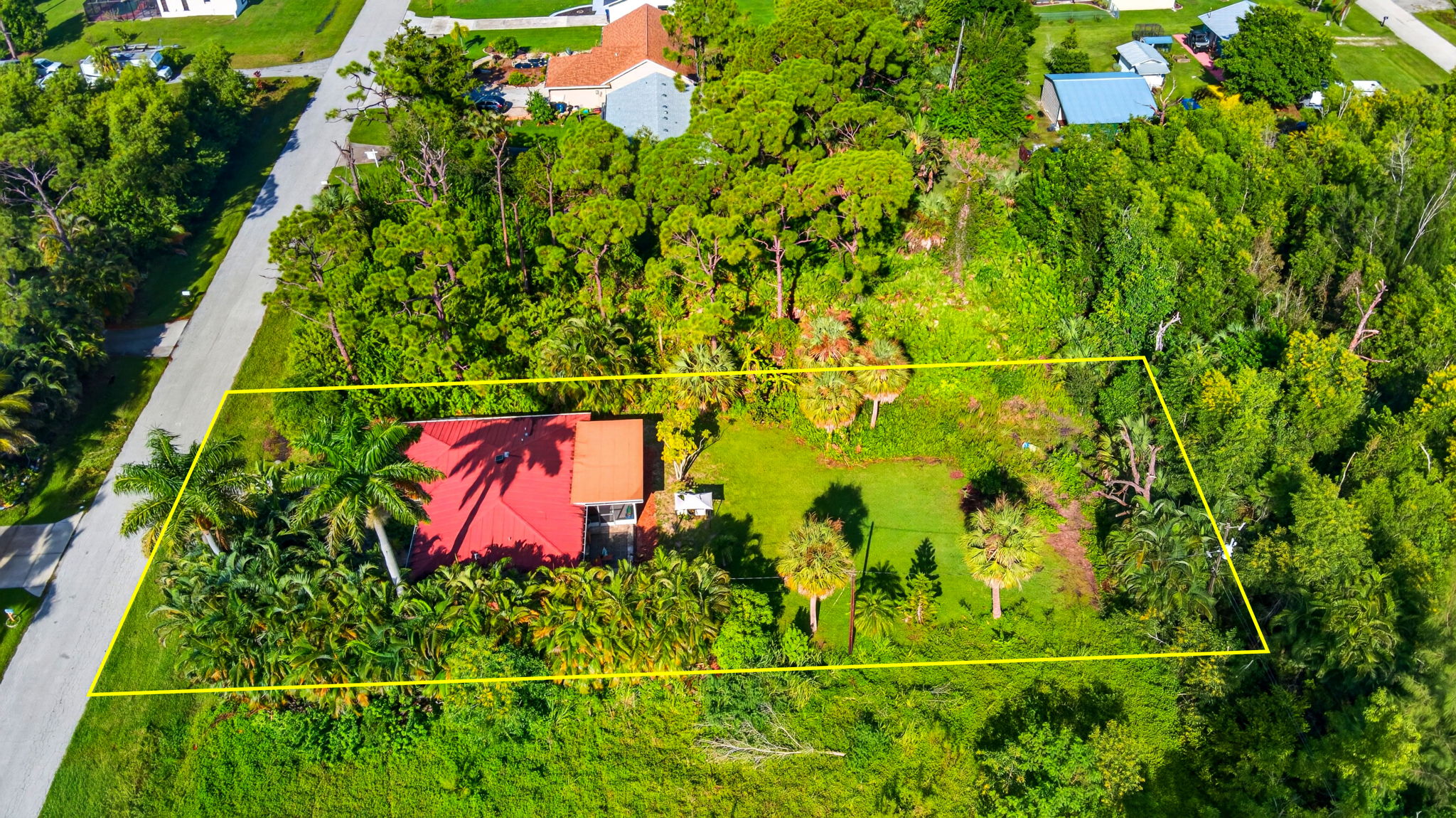 Aerial Side Exterior - lot line