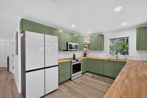 Kitchen 2 of 3