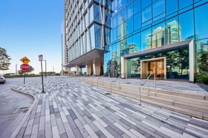 E Wacker Dr 4203-S2909-007.jpg