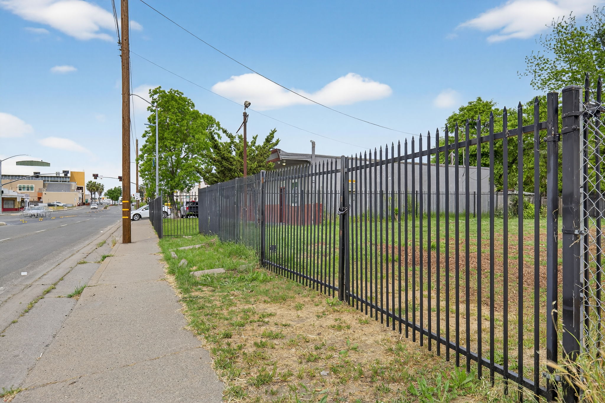 3630 Marysville Blvd, Sacramento, CA 95838, USA Photo 13