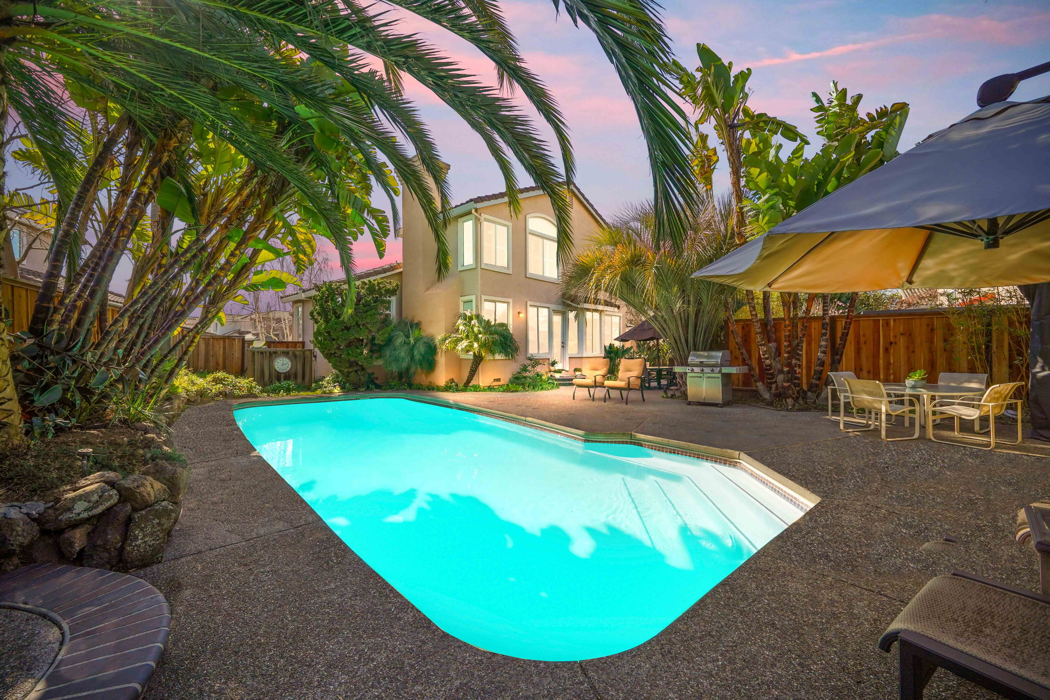 This image has been digitally altered. See original photo.