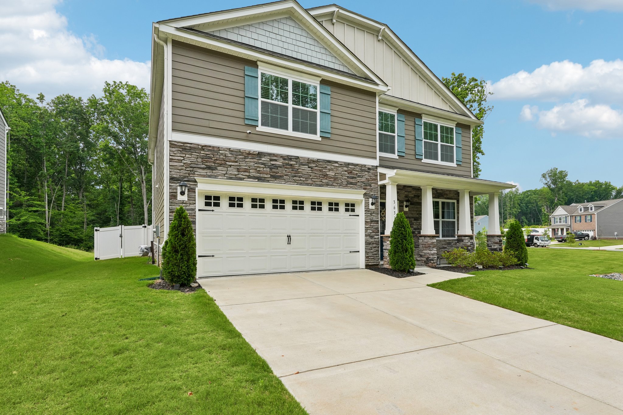 Azalea Ridge Dr-S1006-002.jpg