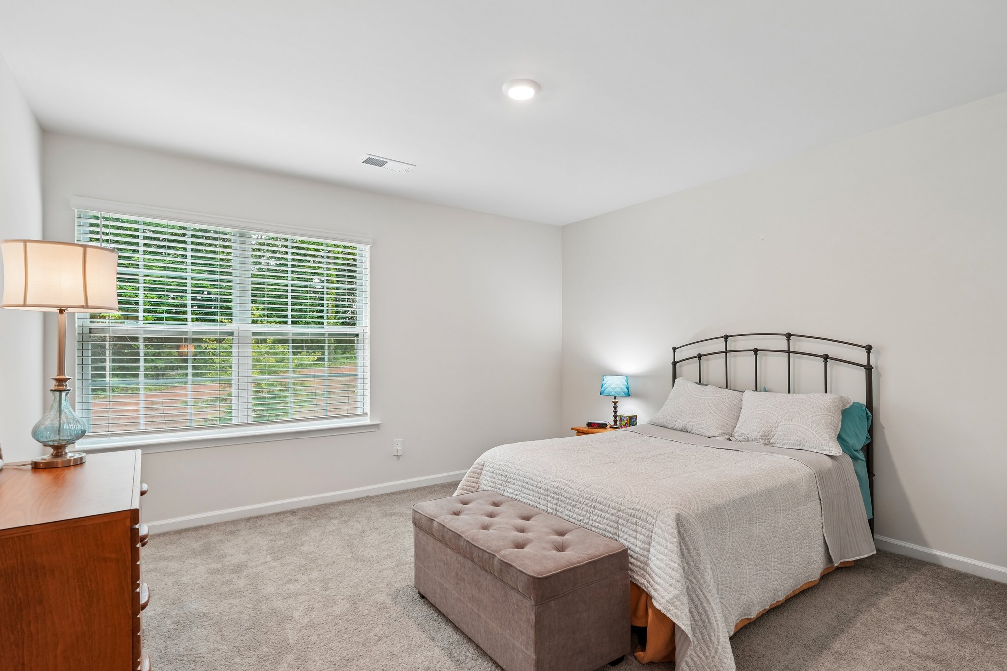 Azalea Ridge Dr-S1006-029.jpg
