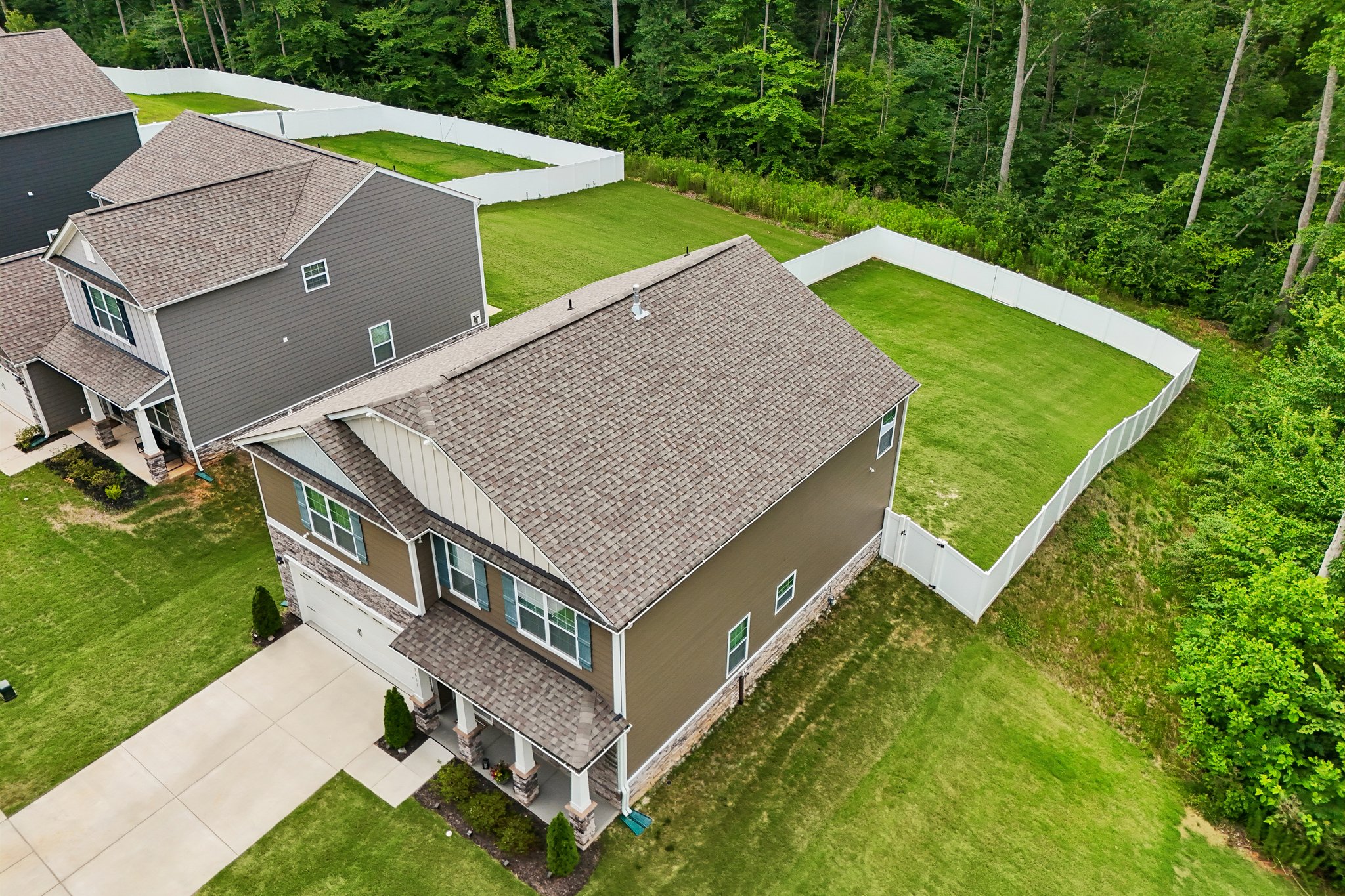 Azalea Ridge Dr-S1006-063.jpg