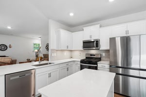 Azalea Ridge Dr-S1006-015.jpg