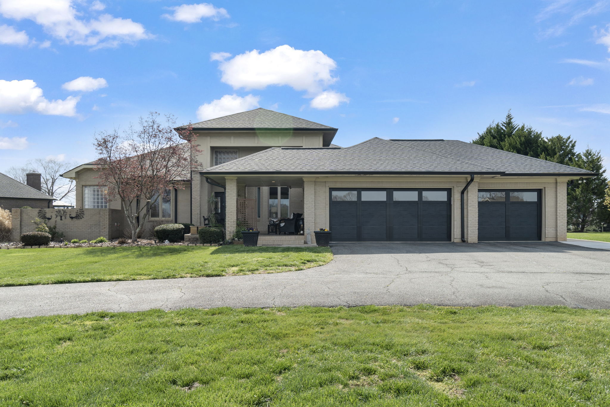 00 - 3631 Bermuda Dr - Exterior (1)