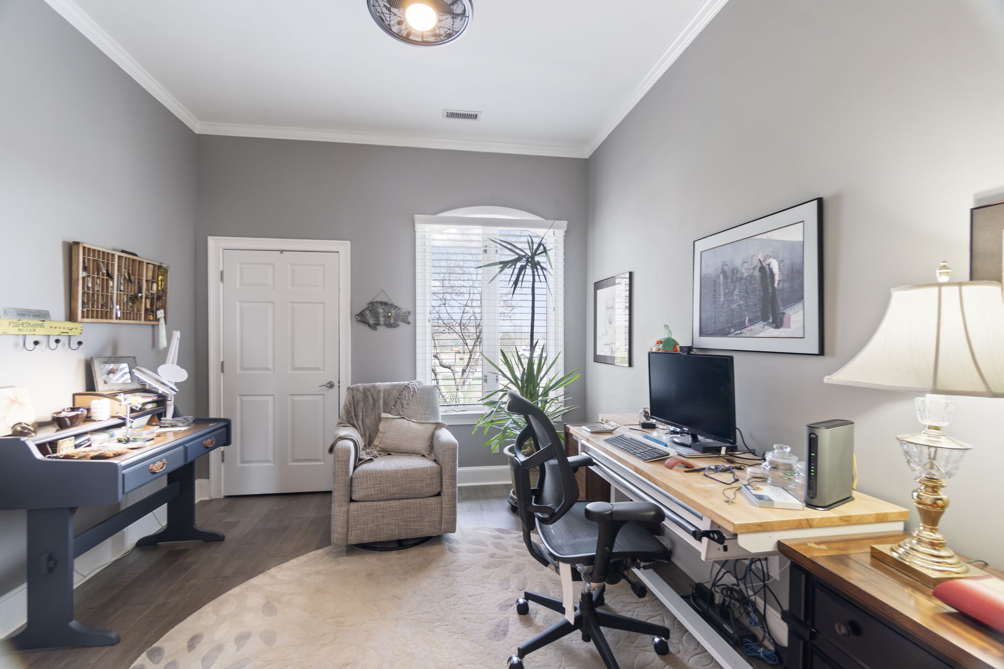 06 - 3631 Bermuda Dr - Office