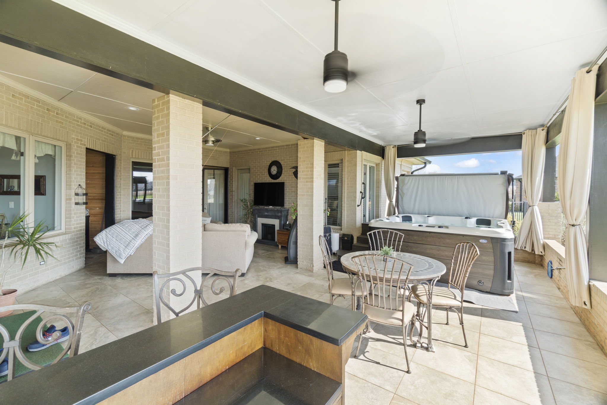 11 - 3631 Bermuda Dr - Exterior (1)