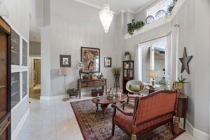 02 - 3631 Bermuda Dr - Livingroom (1)