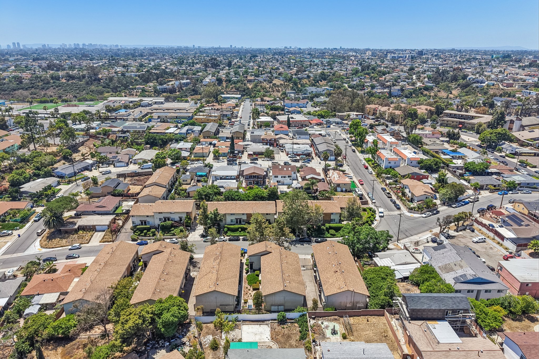 Lemona Ave D-S0306-036.jpg