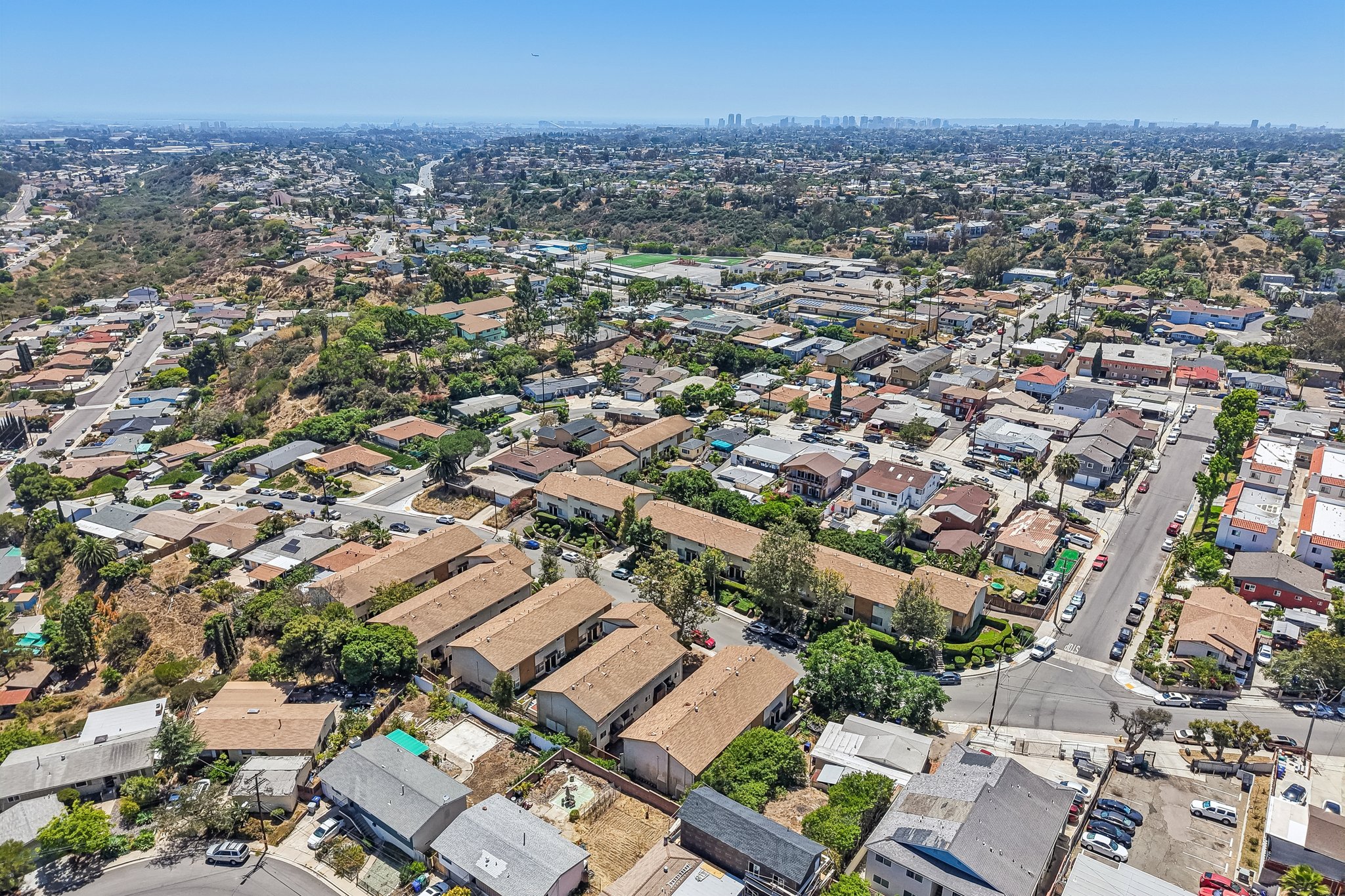 Lemona Ave D-S0306-037.jpg