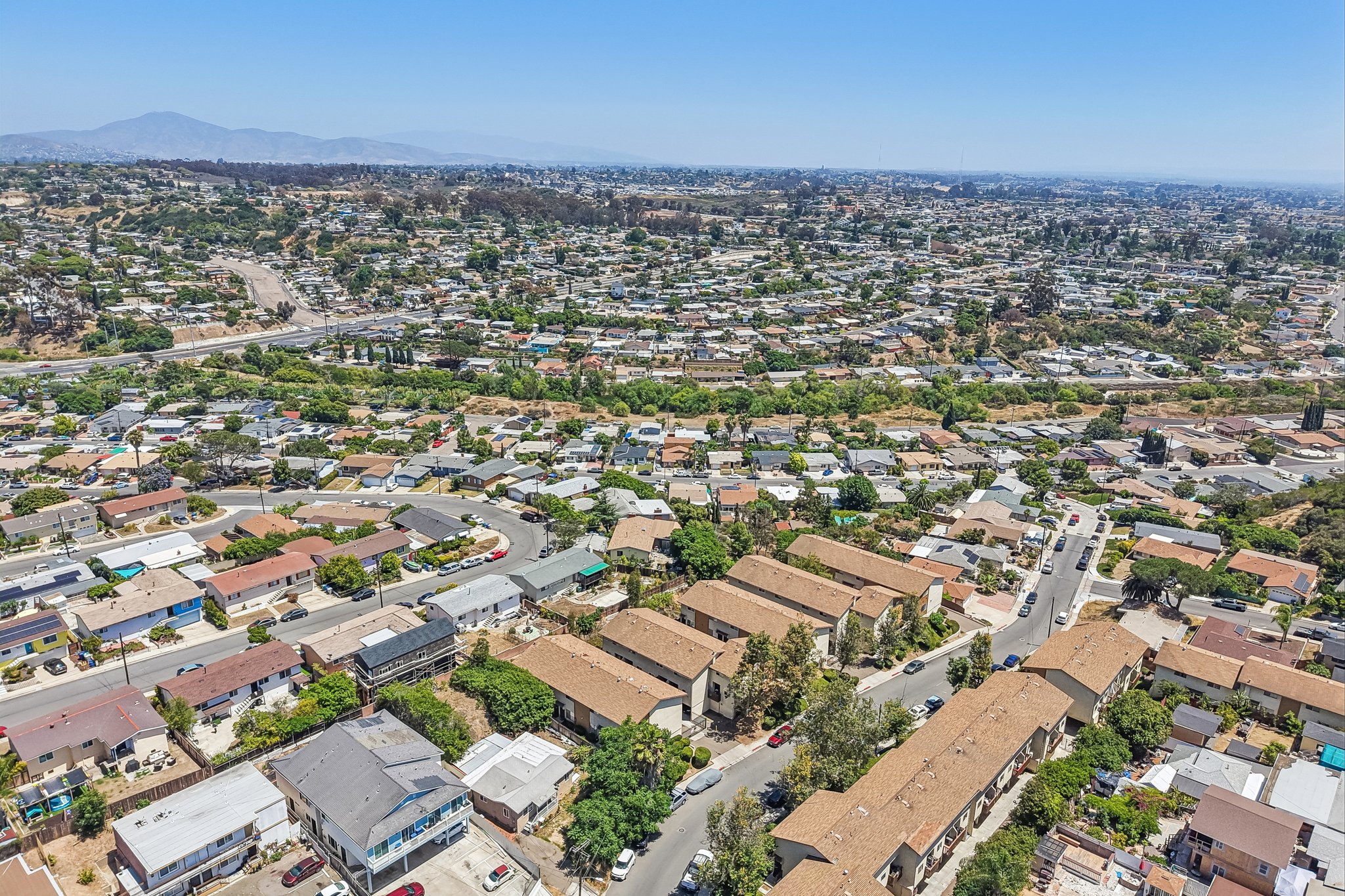 Lemona Ave D-S0306-039.jpg