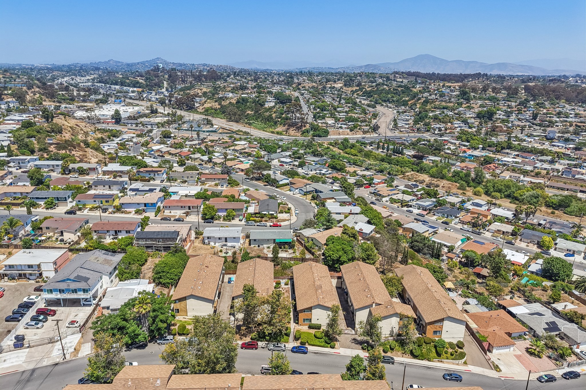 Lemona Ave D-S0306-040.jpg