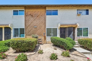 Lemona Ave D-S0306-002.jpg