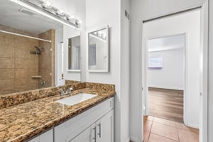 Lemona Ave D-S0306-019.jpg