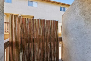 Lemona Ave D-S0306-025.jpg