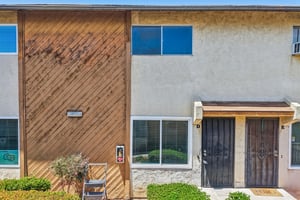 Lemona Ave D-S0306-027.jpg