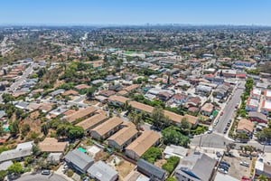 Lemona Ave D-S0306-037.jpg