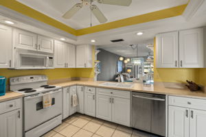 Kitchen 2 of 3