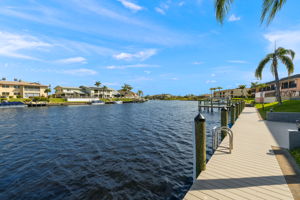 Dock