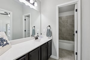 Black Cloud Dr-S0409-055.jpg