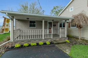  Photo 44
