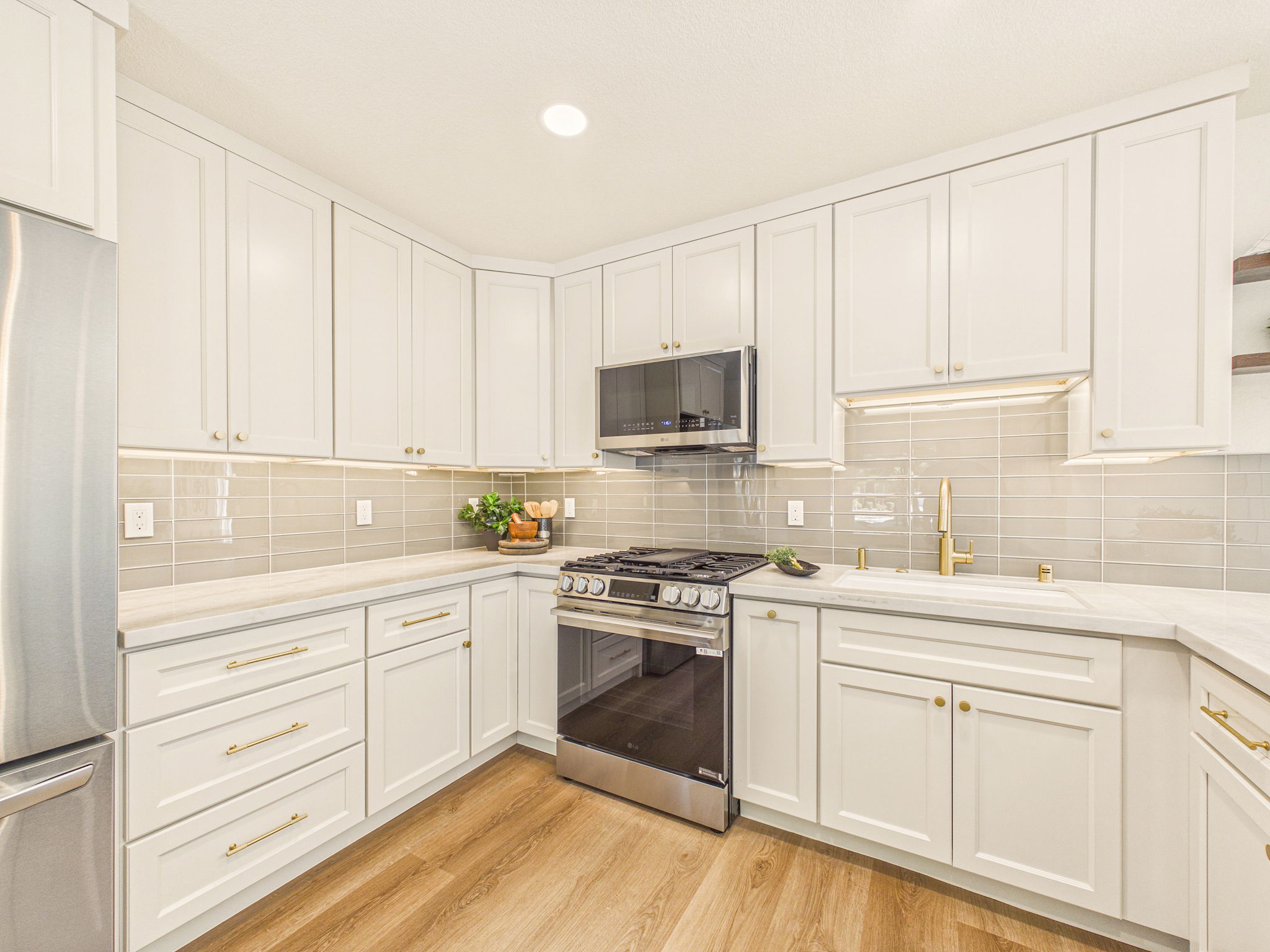  Photo 86