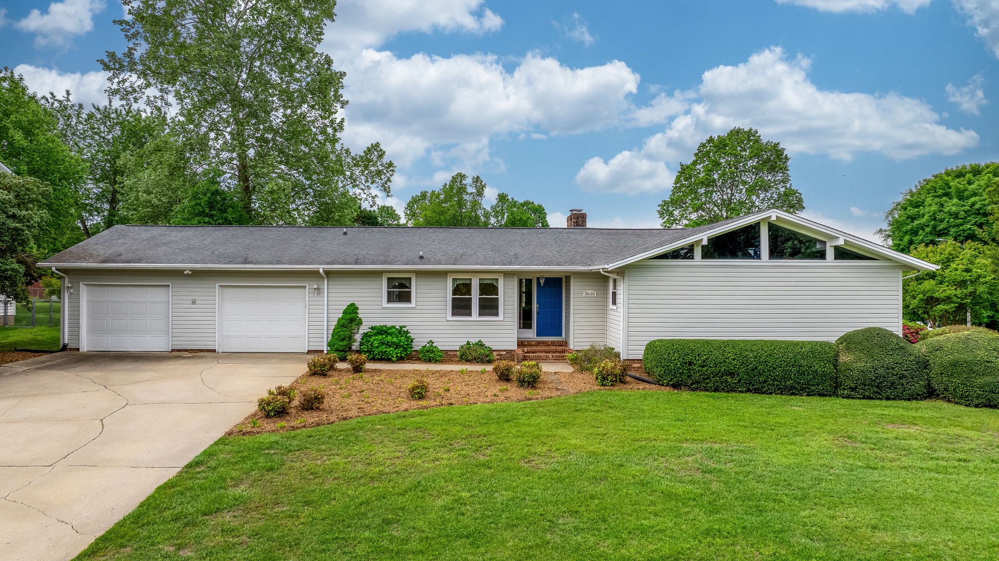 3635 9th St Dr NE, Hickory, NC 28601 | Adam Carney Photography