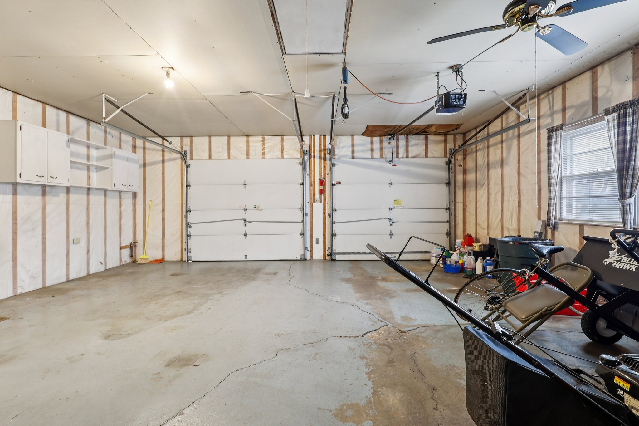 Julie Dr-S0403-025.jpg