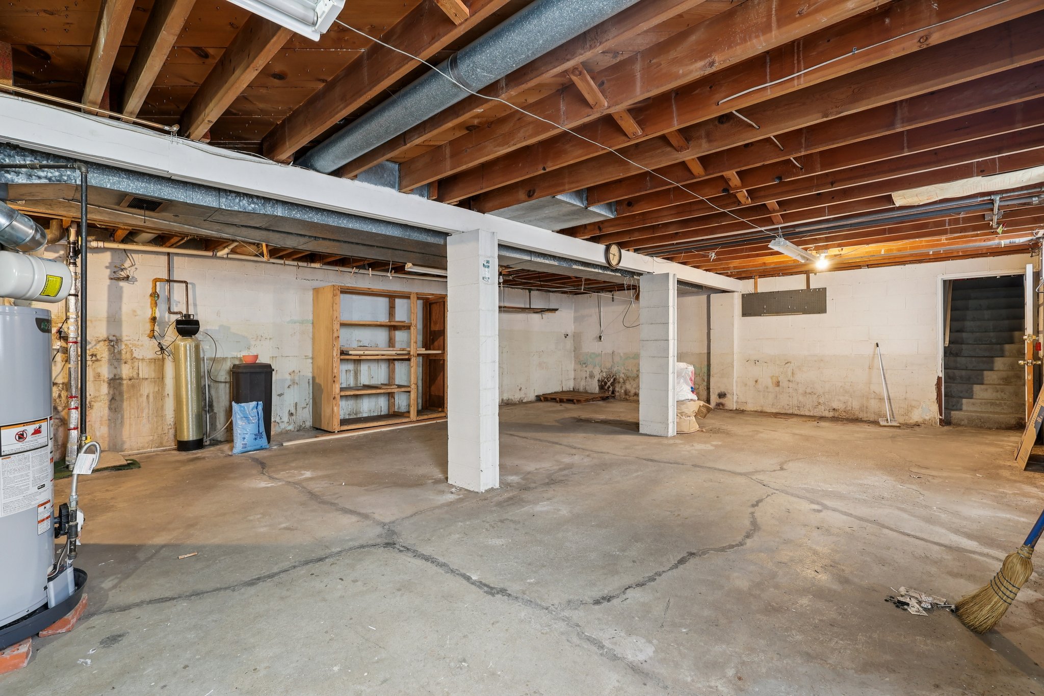 Julie Dr-S0403-028.jpg