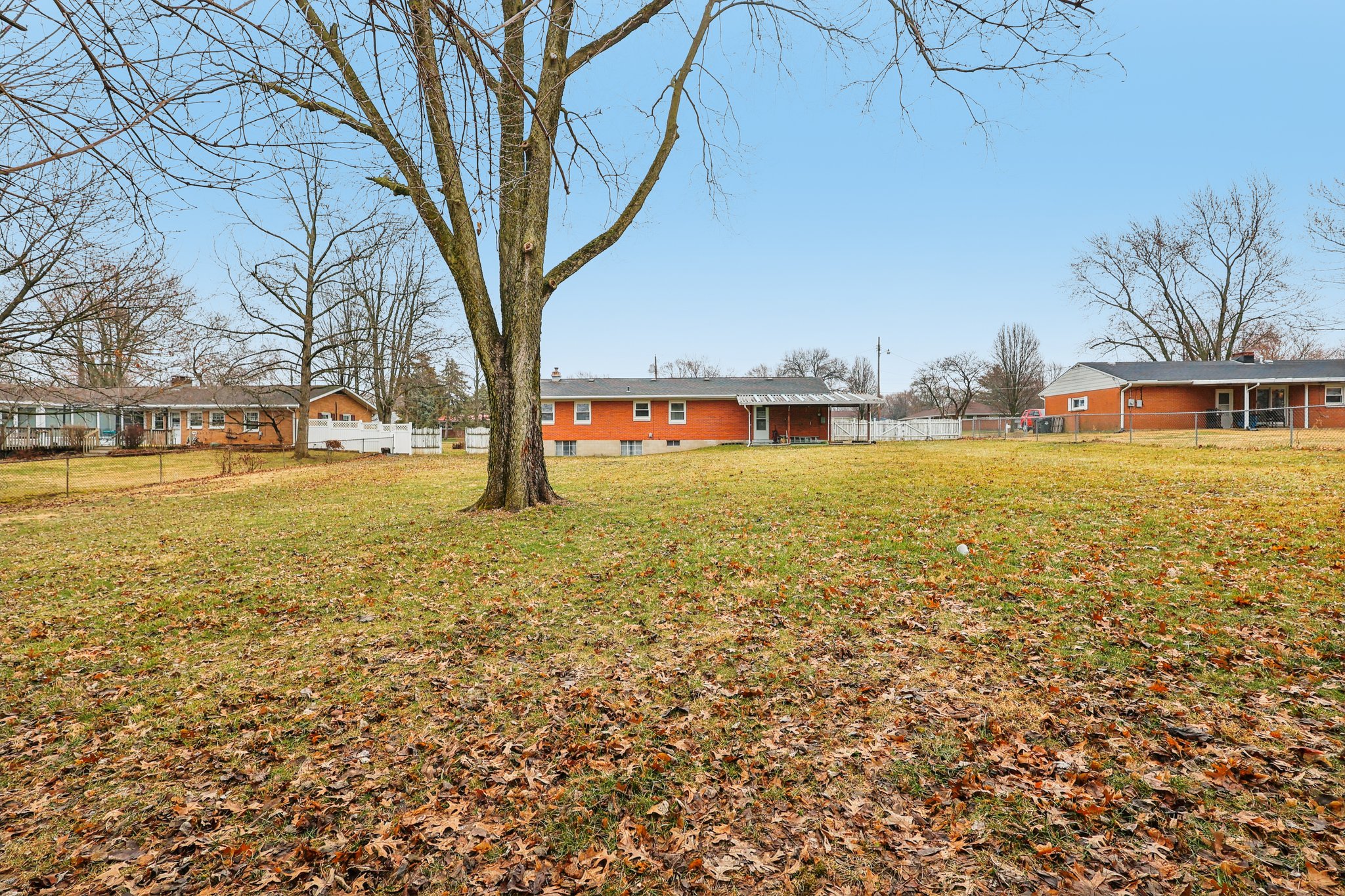 Julie Dr-S0403-033.jpg