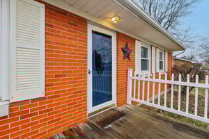 Julie Dr-S0403-006.jpg