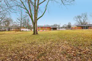 Julie Dr-S0403-033.jpg