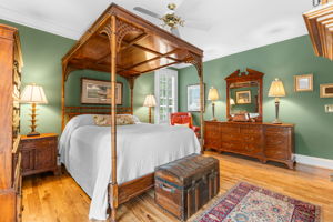 Main Level Guest Suite