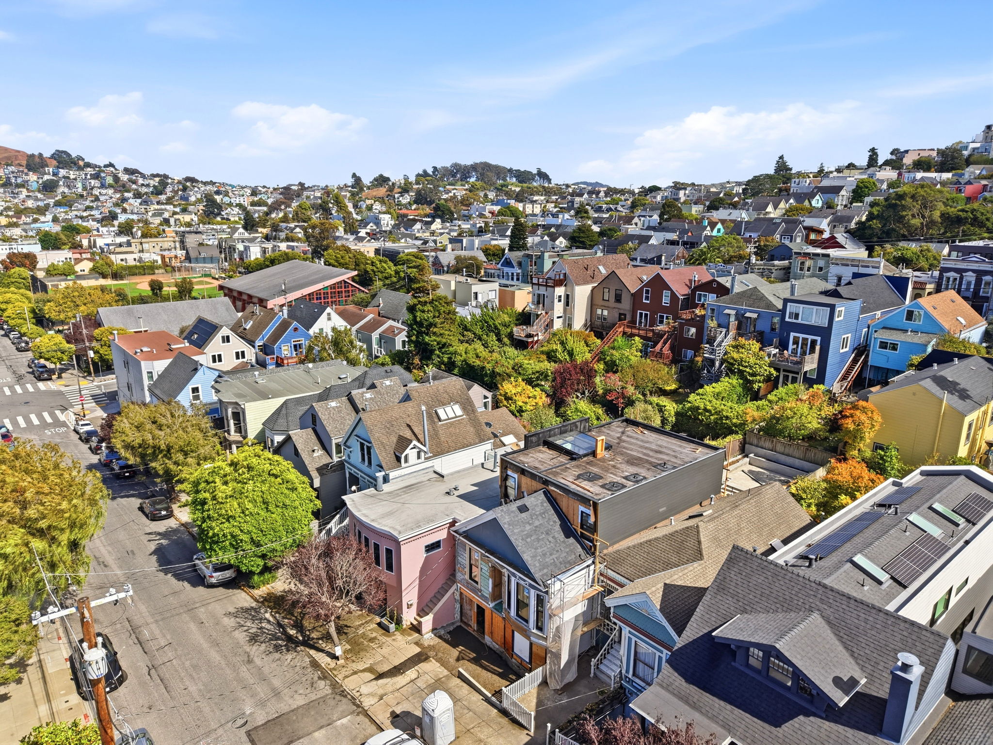 012_F8_AERIAL_364 Day St