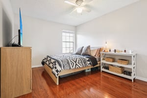 Northpointe Ct 208-S0907-026.jpg