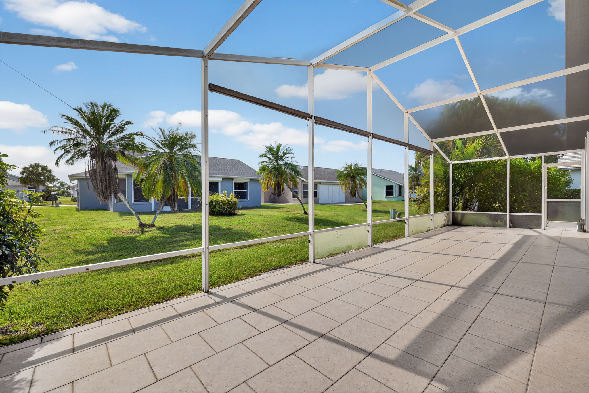 Lanai 3 of 4 - dusk conversion