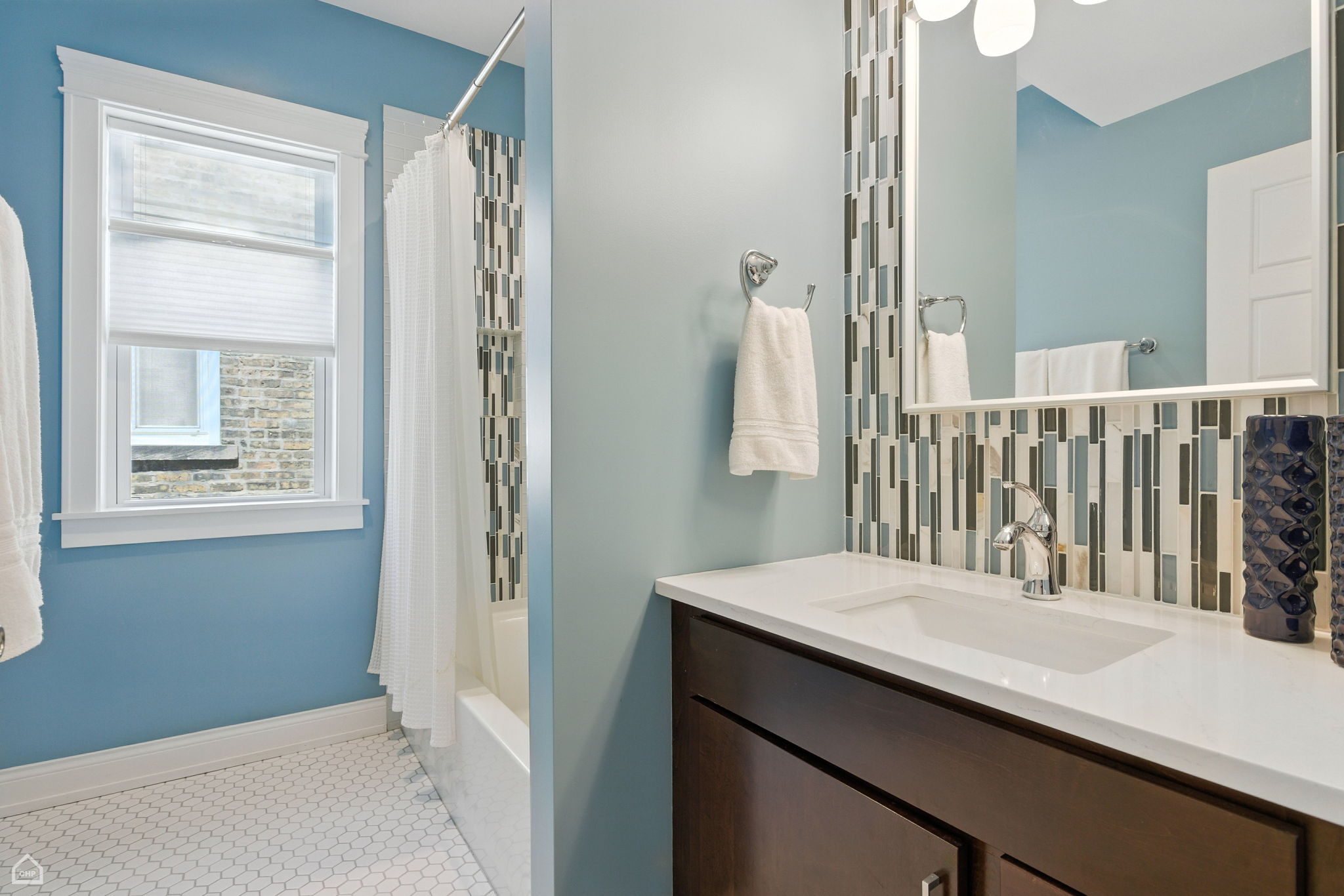 3642 N Keeler Ave_031