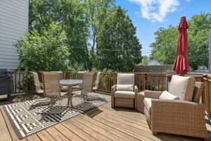 3642 N Keeler Ave_004