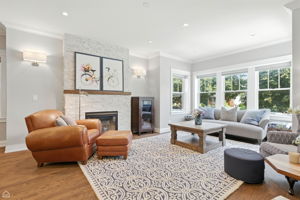 3642 N Keeler Ave_008