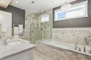 3642 N Keeler Ave_026