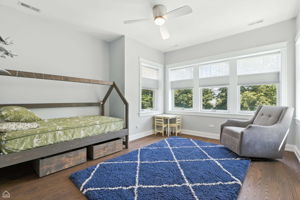 3642 N Keeler Ave_033